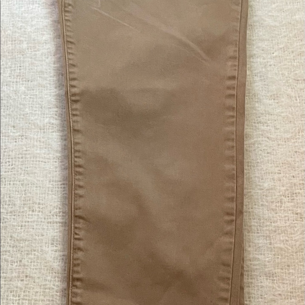 American eagle khakis - Picture 2 of 2
